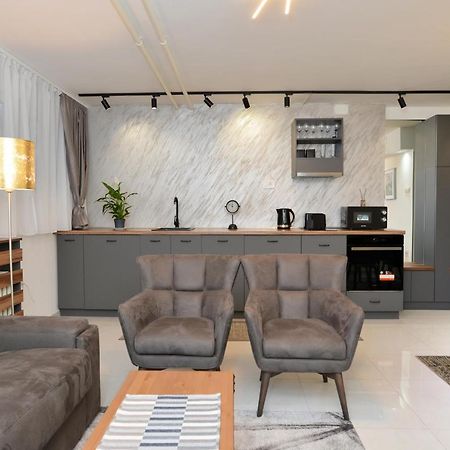 River&Bike Apartment With Free Electric Bike Belgrado Esterno foto